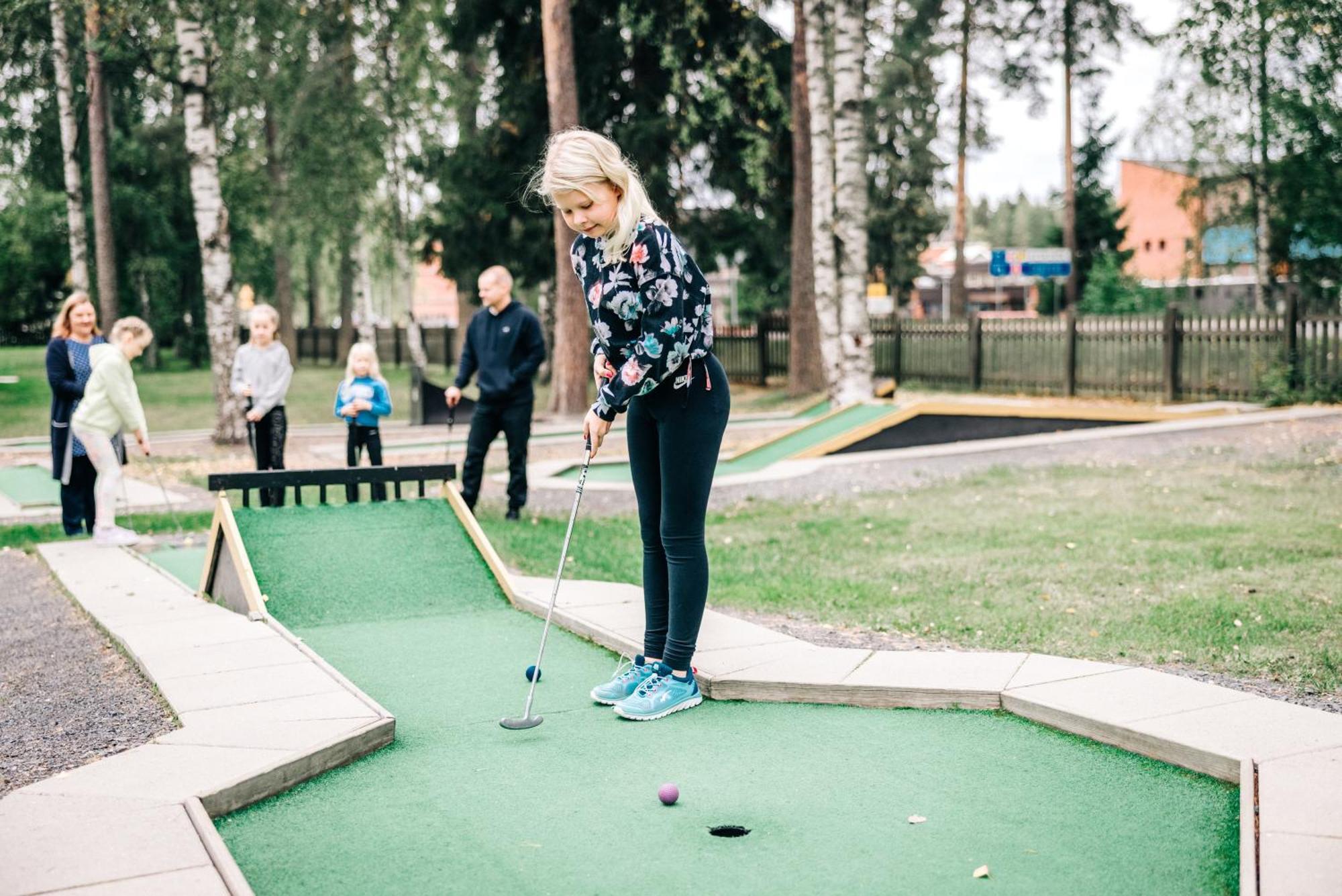 Hotel Seinaejoen Leirintaealue Seinäjoki Esterno foto